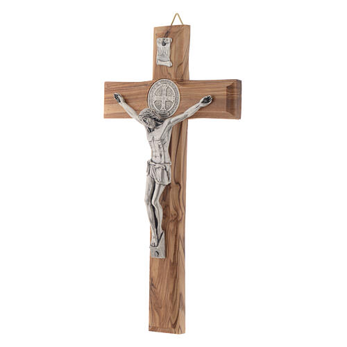 Kreuz aus Medjugorje-Olivenbaumholz mit Symbol von Sankt Benedikt, 19 cm hoch  2