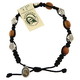 Pulsera madera olivo cruz San Benito cuerda negra