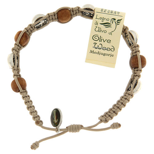 Bracelet bois olivier croix St Benoît corde beige 3