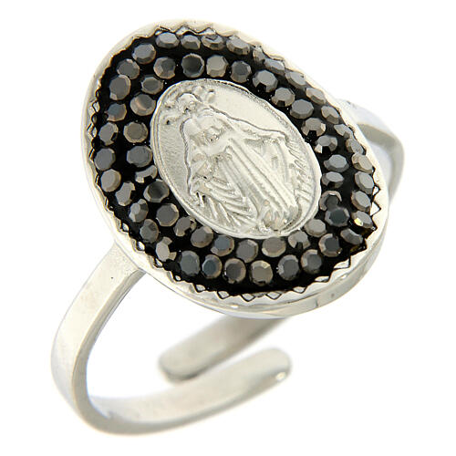 Ring aus versilbertem Stahl mit Muttergottes von Medjugorje und schwarzen Strass-Steinen 1