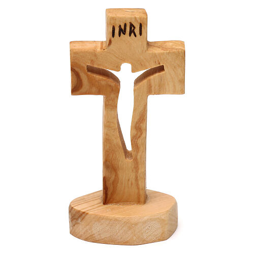 Krzyż drewno oliwne nacięty 10x5 cm z Medziugorie 1