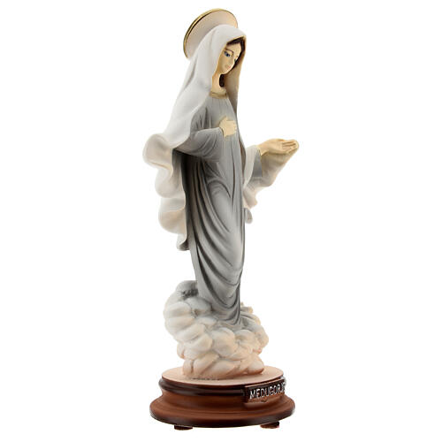Imagem Nossa Senhora de Medjugorje pó de mármore pintado 20 cm 4