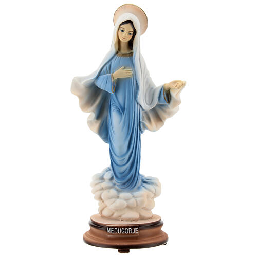 Madonna di Medjugorje veste azzurra polvere di marmo 20 cm 1