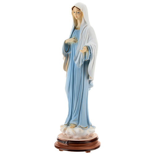 Virgen de Medjugorje 30 cm polvo de mármol pintada EXTERIOR 3