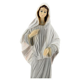 Imagem Nossa Senhora de Medjugorje túnica cinzenta pó de mármore pintado 31,5x10 cm PARA EXTERIOR