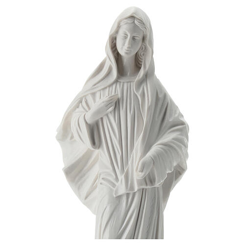 Notre-Dame de Medjugorje poudre de marbre 30 cm blanche EXTÉRIEUR 2