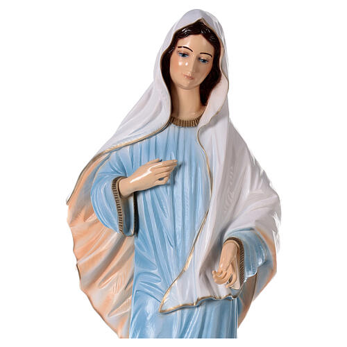 Imagem Nossa Senhora de Medjugorje túnica azul clara pó de mármore pintado 121,5 cm PARA EXTERIOR 2