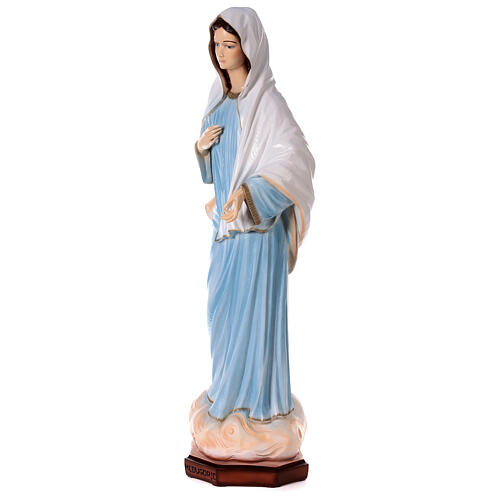 Imagem Nossa Senhora de Medjugorje túnica azul clara pó de mármore pintado 121,5 cm PARA EXTERIOR 3