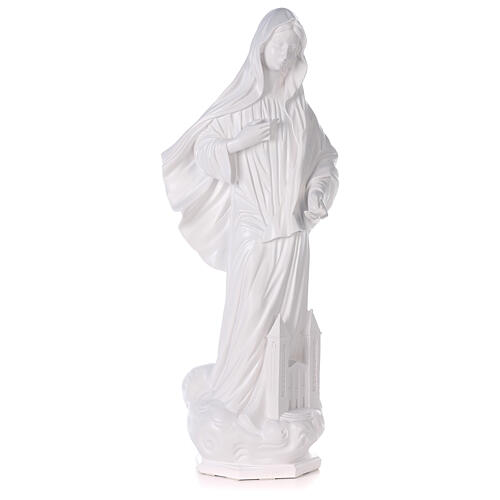 Nossa Senhora de Medjugorje com igreja imagem pó de mármore branco 90 cm PARA EXTERIOR 1