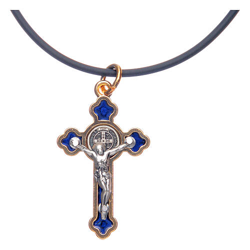 Collier croix gotique bleue St Benoit 4x2 1