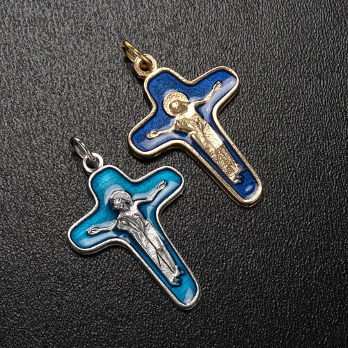Pingente cruz metal 34 mm esmalte azul escuro Maria e Cristo 2