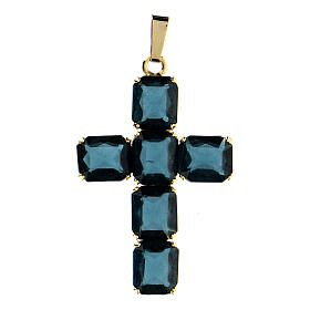 Kreuzanhänger aus vergoldetem Messing, mit blauen Kristallen