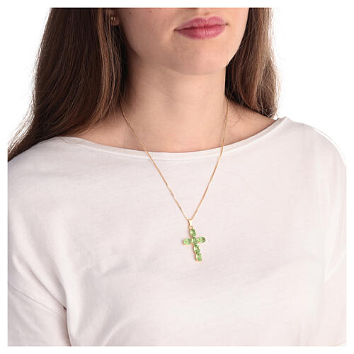 Cross-shaped pendant with zamak settings and oval crystals, light green 4