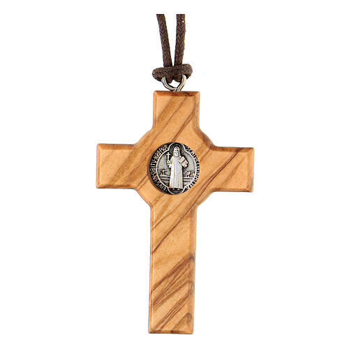 Croix Saint Benoît pendentif bois olivier 3