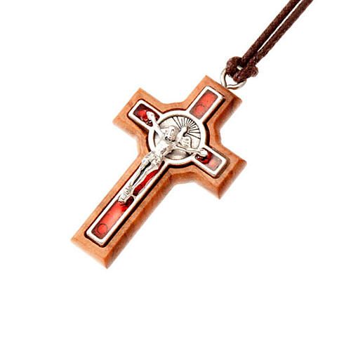 Schmuck-Anhaenger Kreuz auf roten Basis 1