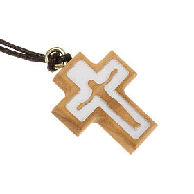 Pingentes Cruz Madeira: Cruz oliveira com relevo corpo Jesus