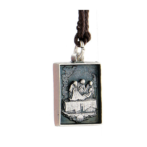 Pendente Via Crucis Quattordicesima Stazione sepoltura Via Dolorosa lega argentata 3