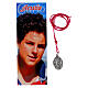 Collar de cuerda fucsia con colgante de Carlo Acutis s1