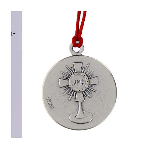 Collier pendentif émaillé bleu avec fil rouge Carlo Acutis 30 mm 3