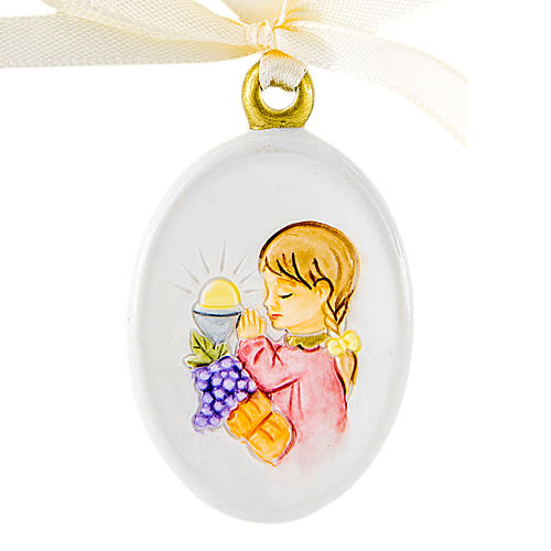 Pendant Girl First Communion oval shaped 6cm 1