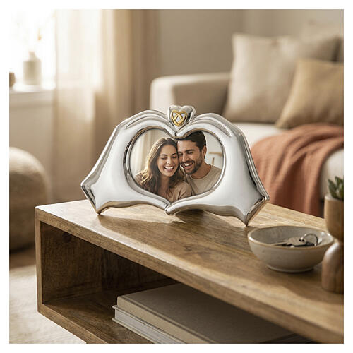 Thilia photo frame, 6x12 in, hands forming a heart with gold woven emblem 2