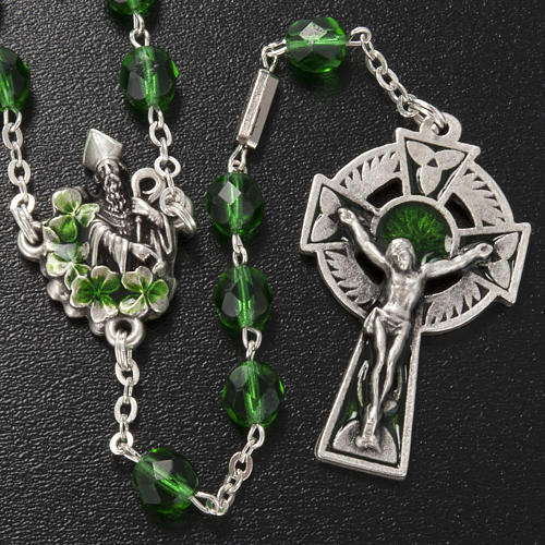 Ghirelli rosary, Saint Patrick green glass 7mm 2