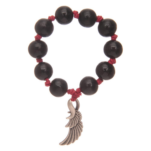 Single decade rosary with black wood grains and angel's wing 1