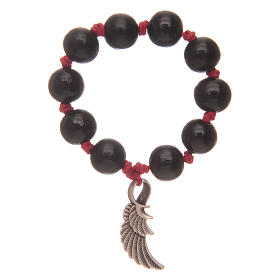 Decina rosario con grani in legno nero e ala dell'angelo