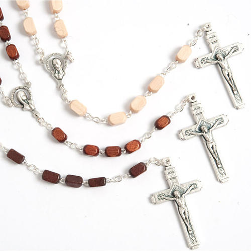 Faceted coconut-effect beads rosary 1