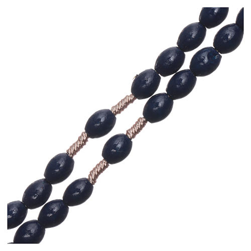 Rosary in dark blue wood with oval grains and silk setting 8 mm 3