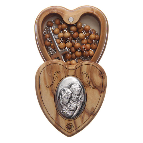 Coffret coeur en olivier avec chapelet en bois 5 mm 1