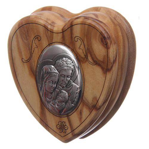 Szkatułka serce z drewna oliwnego z różańcem z drewna 5 mm 2