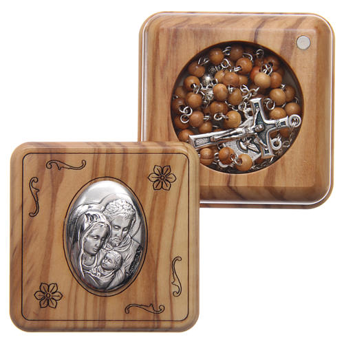 Square case in olive wood with wooden rosary 5 mm 1