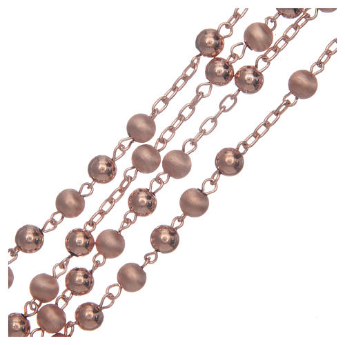 Rosary with shiny and opaque beads in pink silver 3