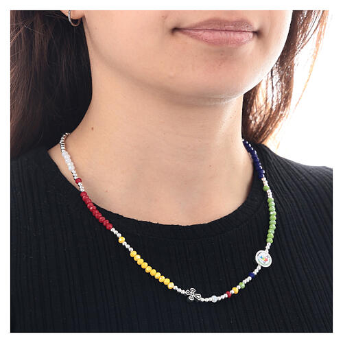 Collier Jubilé 2025 pierres cristal colorées 2