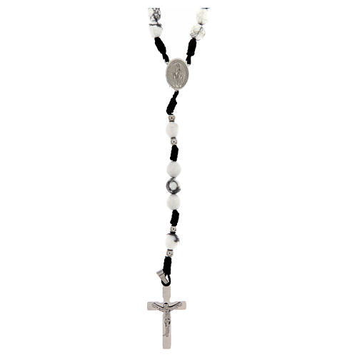 Rosario Virgen Milagrosa cuerda negra howlita blanca 6mm 1