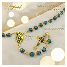 Rosario litúrgico con perlas verdes de vidrio Murano 8 mm y acabado dorado