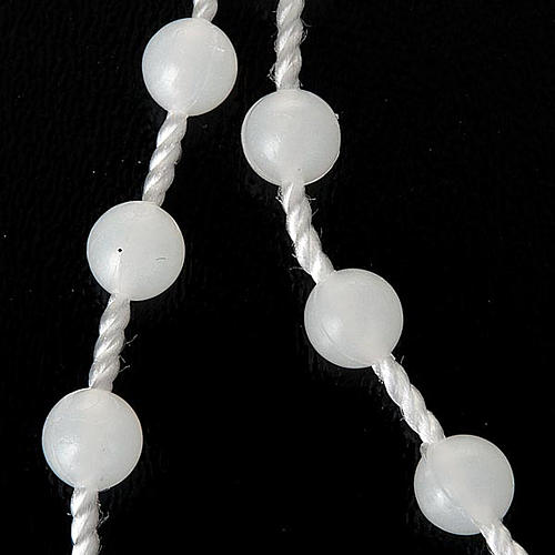 Preiswerter Rosenkranz, weiße Perlen auf Nylonkordel, 5 mm, Wettinger Jesuskind 3