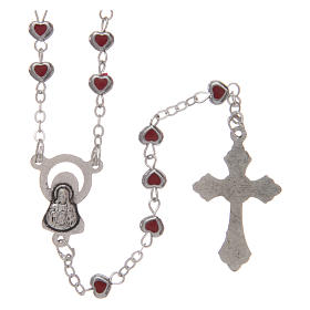 Rosary in metal 2x3 mm grains with heart-shaped case, ruby red