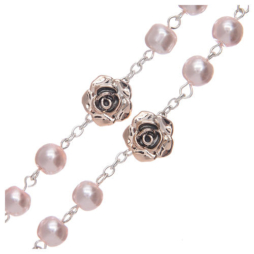 Rosary with 8 mm glass grains in pearl imitation and pink rose shaped Pater 3