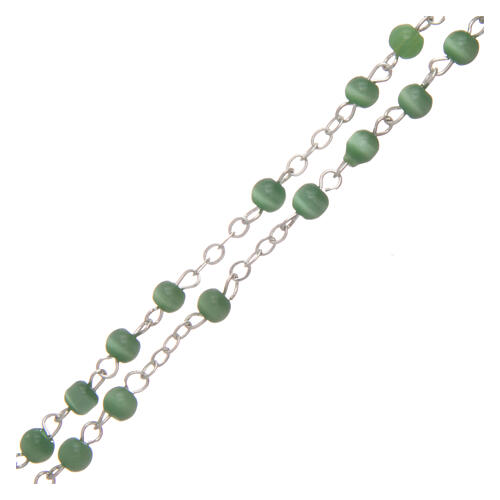 Rosenkranz mit grünen Perlen aus Perlmuttimitation, 4 mm 3