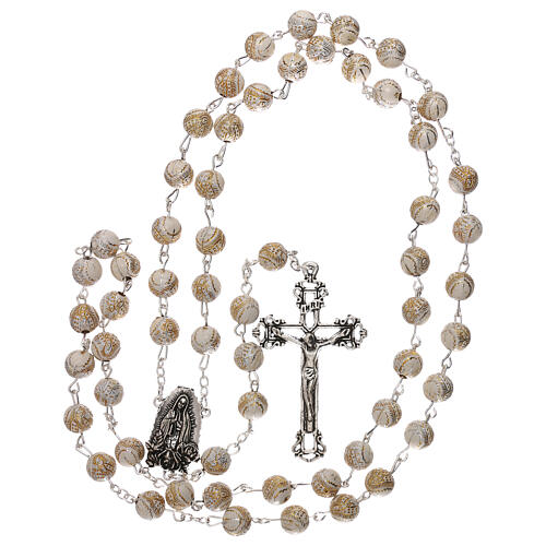 Różaniec, białe koraliki ze złotym wzorem, Madonna, plastik, 5 mm 4