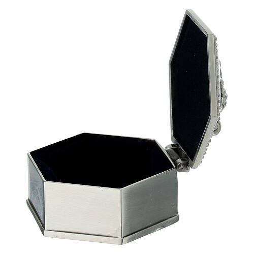 Rosenkranzetui aus Metall mit Rosenrelief, sechseckig, 6 × 6 × 2,5 cm 3