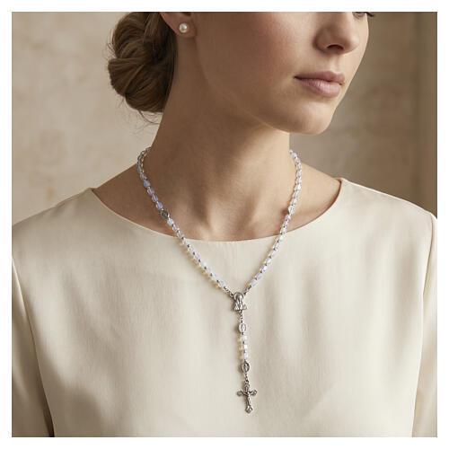 Rosary with 0.2-inch barrel-cut glass beads and Miraculous Medal 2