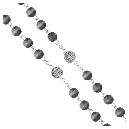 Chapelet Saint Benoît grains 8 mm gris 4