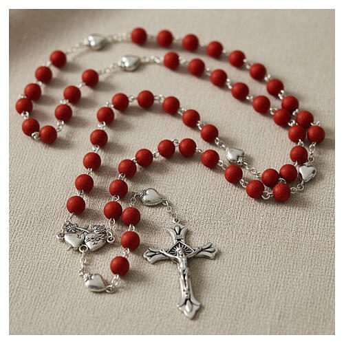 Terço Sagrado Coração contas acrílicas vermelhas 8 mm 2