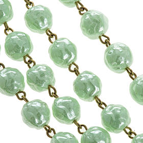 Chapelets en verre: Chapelet petites roses verre vert 6 mm
