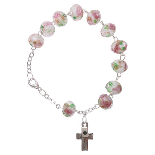 Rosary bracelet with 5x5 mm faceted white grains and roses, chain with fastener 1