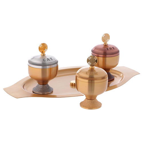 Holy oils: set with glossy stocks and saucer 3