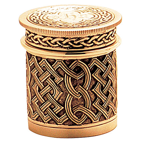 Molina confirmation oil pot in golden brass with decoration in filigree 1
